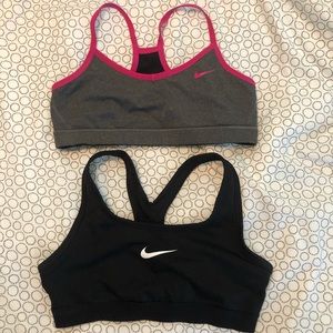 Nike sports bra bundle